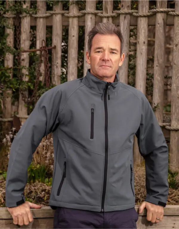 Result Baselayer Softshell Jacket R128X Lifestyle.webp