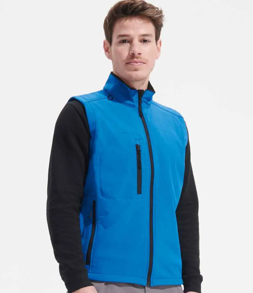 46601 ROY MODEL 1 HERO.webp