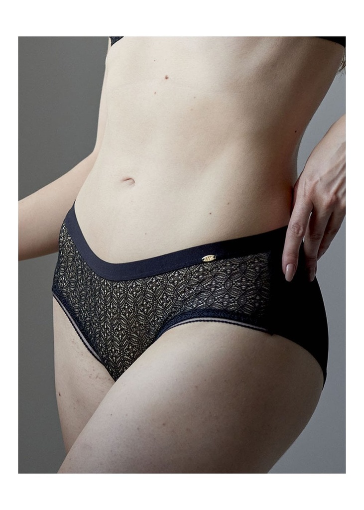 Pretty Polly DELICATE LACE SHORT