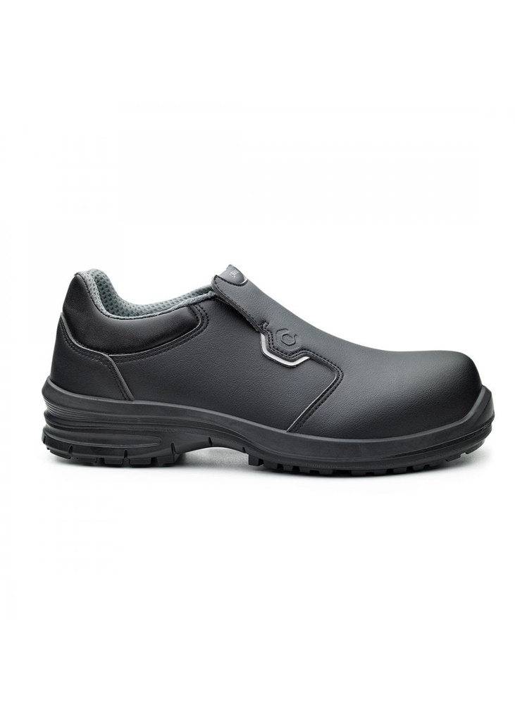 Portwest Base Kuma Shoe S2 SRC B0962